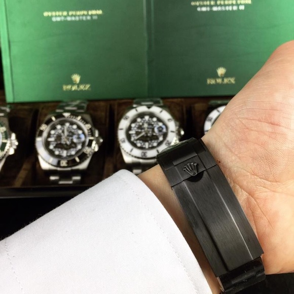 Watch - Picture 4 of 4